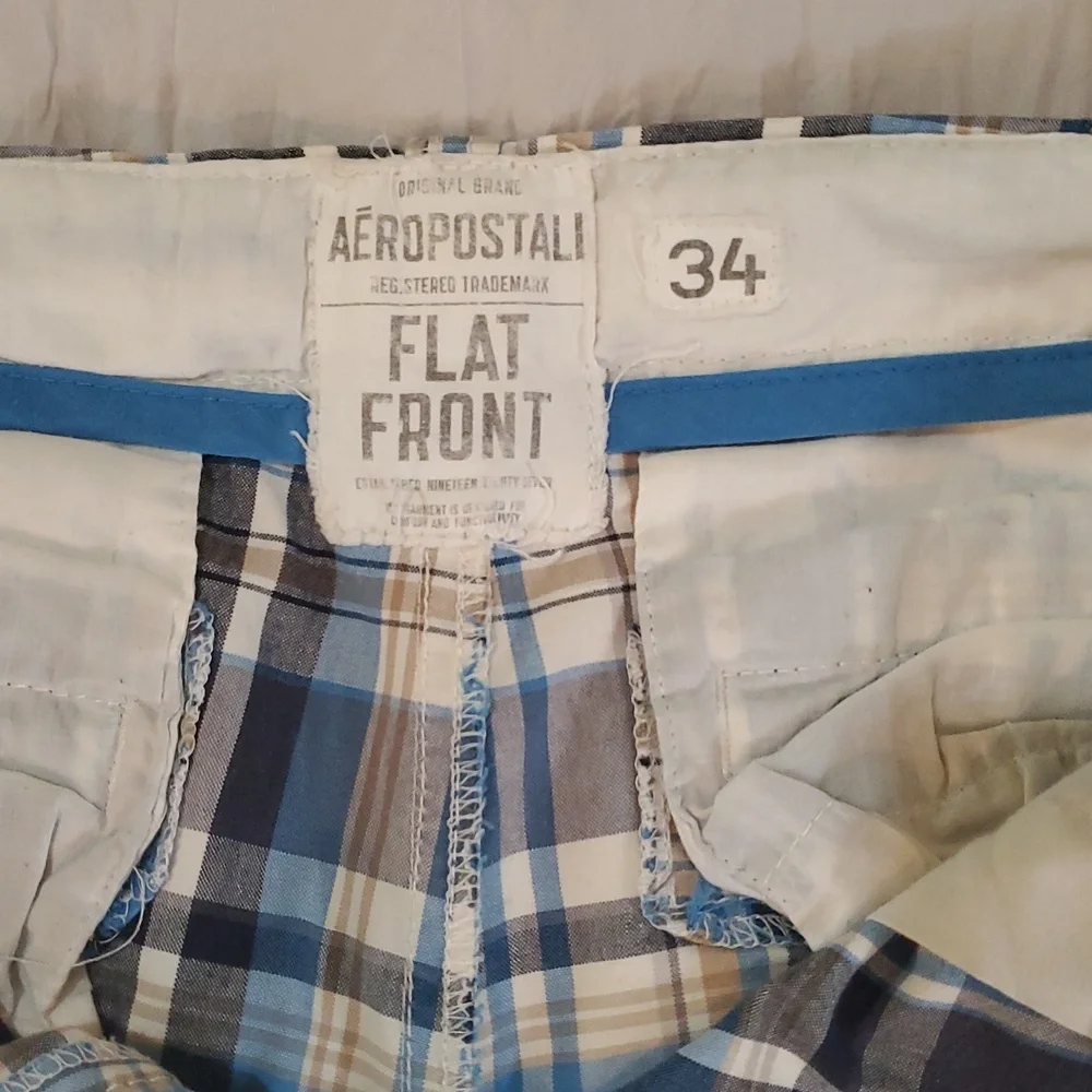 Aeropostal Plaid Blue/Tan Mens sz 34